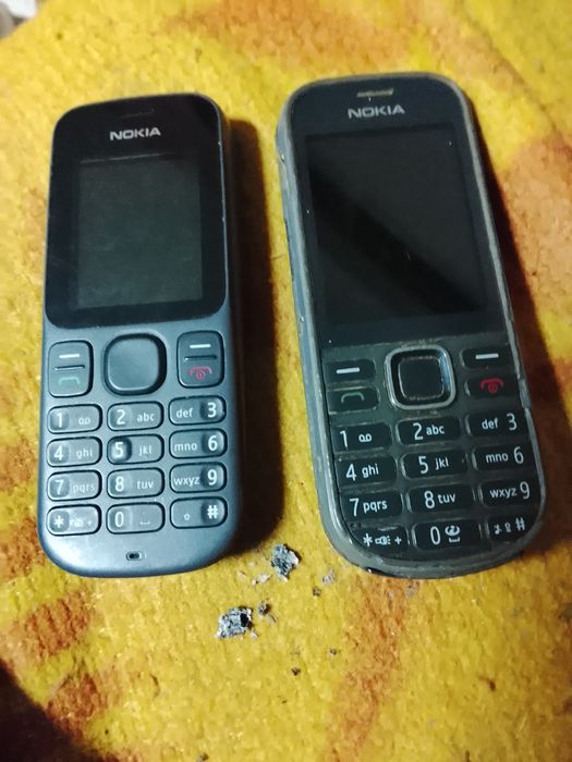 2 telemóvel Nokia em bom estado