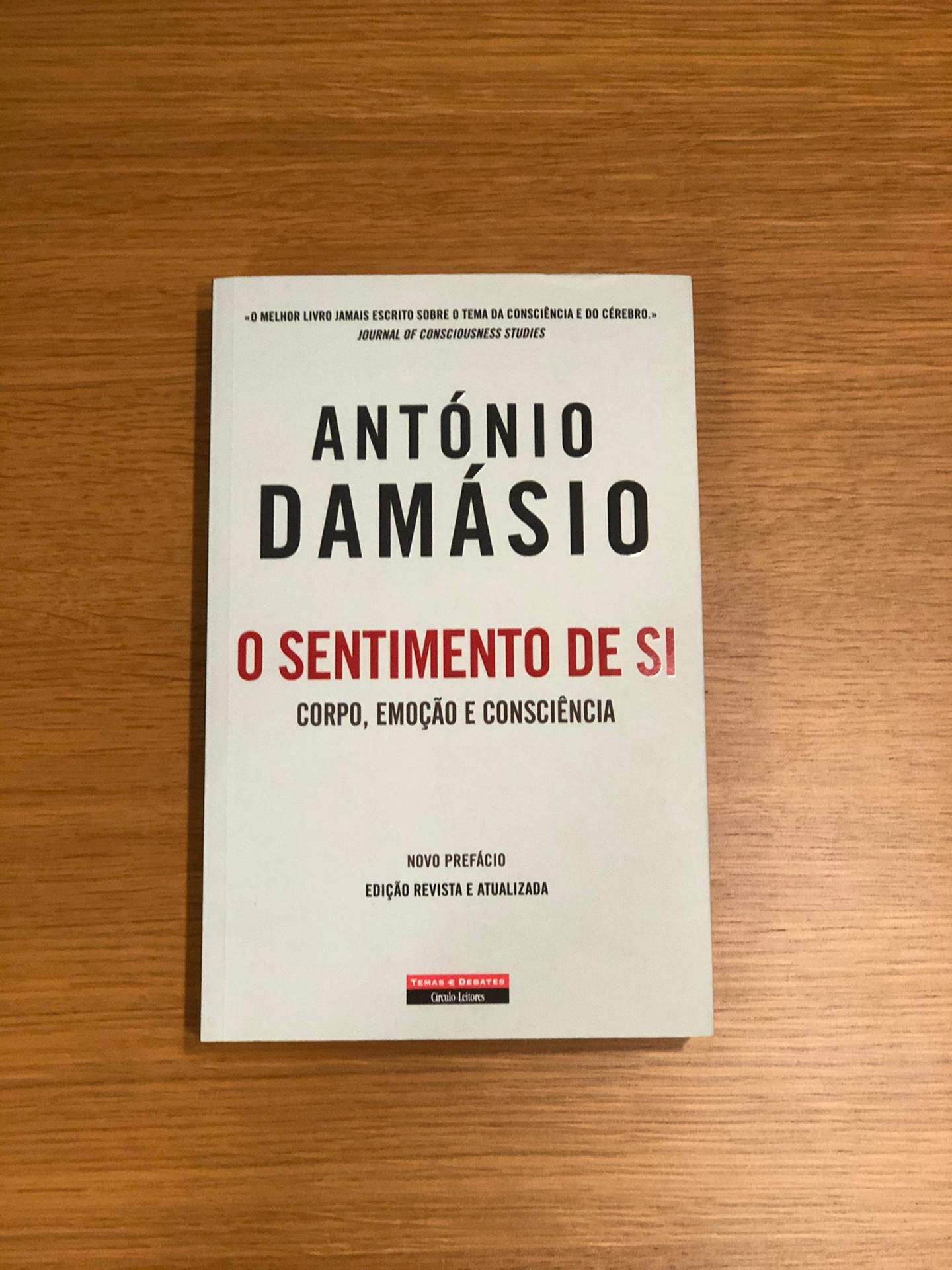 Livro “O sentimento de si: corpo, emoção e consciência” (NOVO)