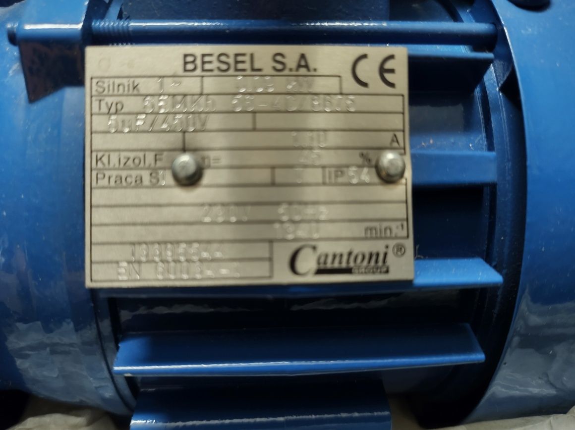 Silnik elektryczny SEMKh56-4C2 0,09kW/1340 BESEL