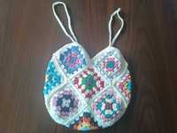 Bolsa de crochet feito á mão