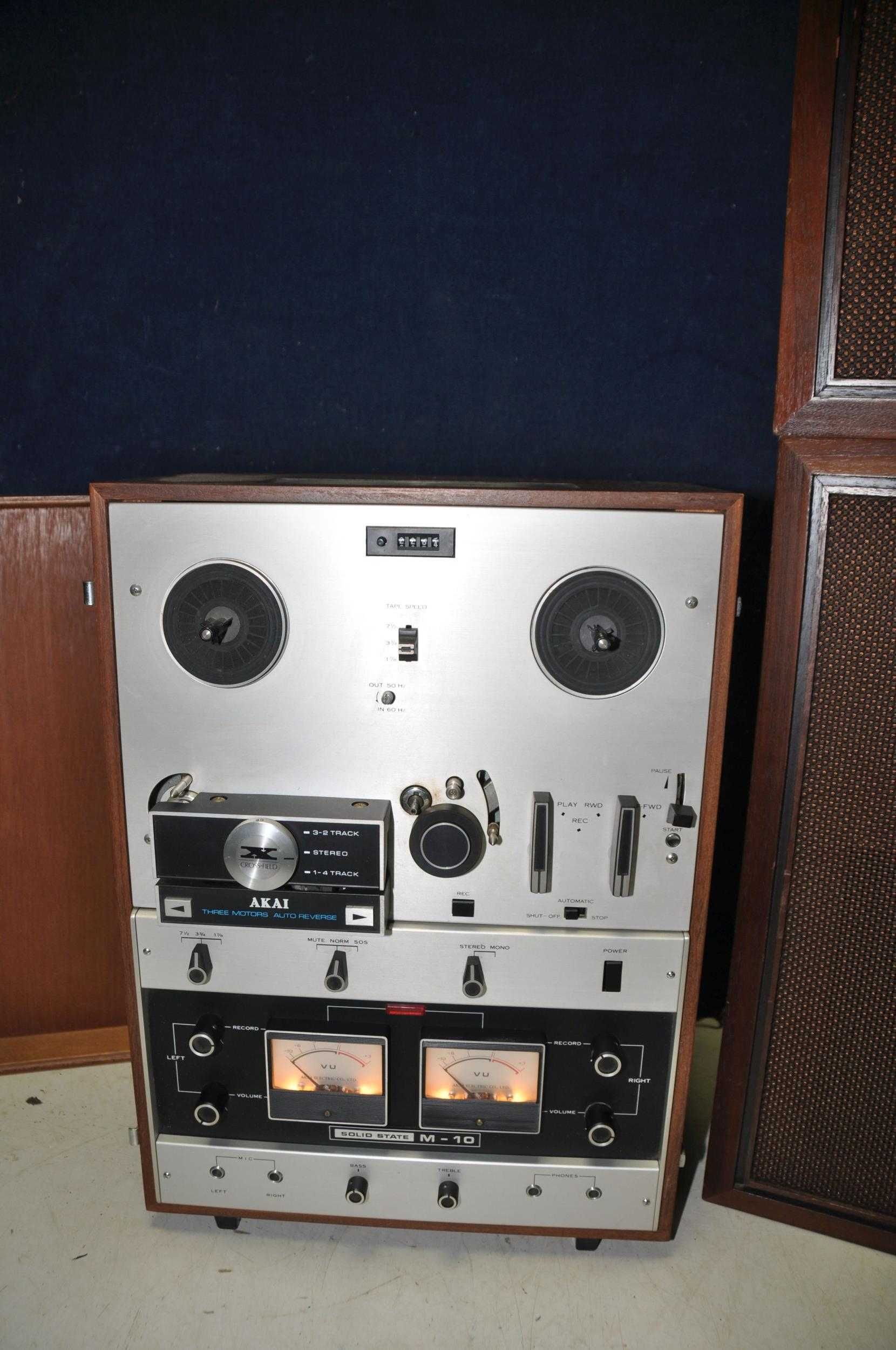 Програвач бобін, бобінний магнітофон AKAI M-10 з акустикою
