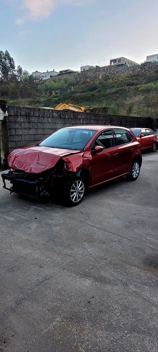Volkswagen polo 1.0 tsi 2015