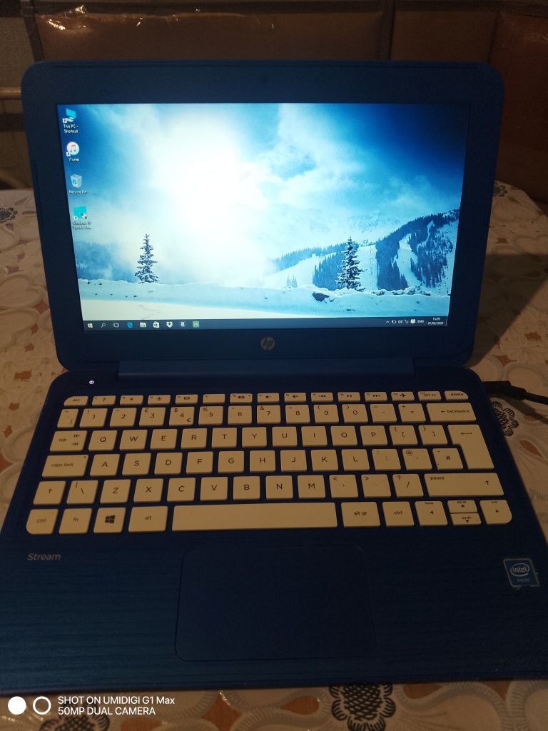 Ноутбук HP Stream mini 11-r000ur (N8J54EA) Blue