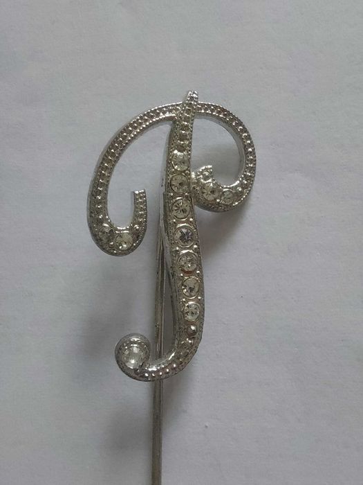 Броши Чехословаччина - літери