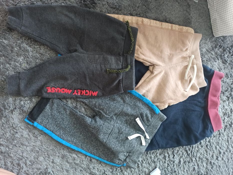 4 pary spodni dresowych 74