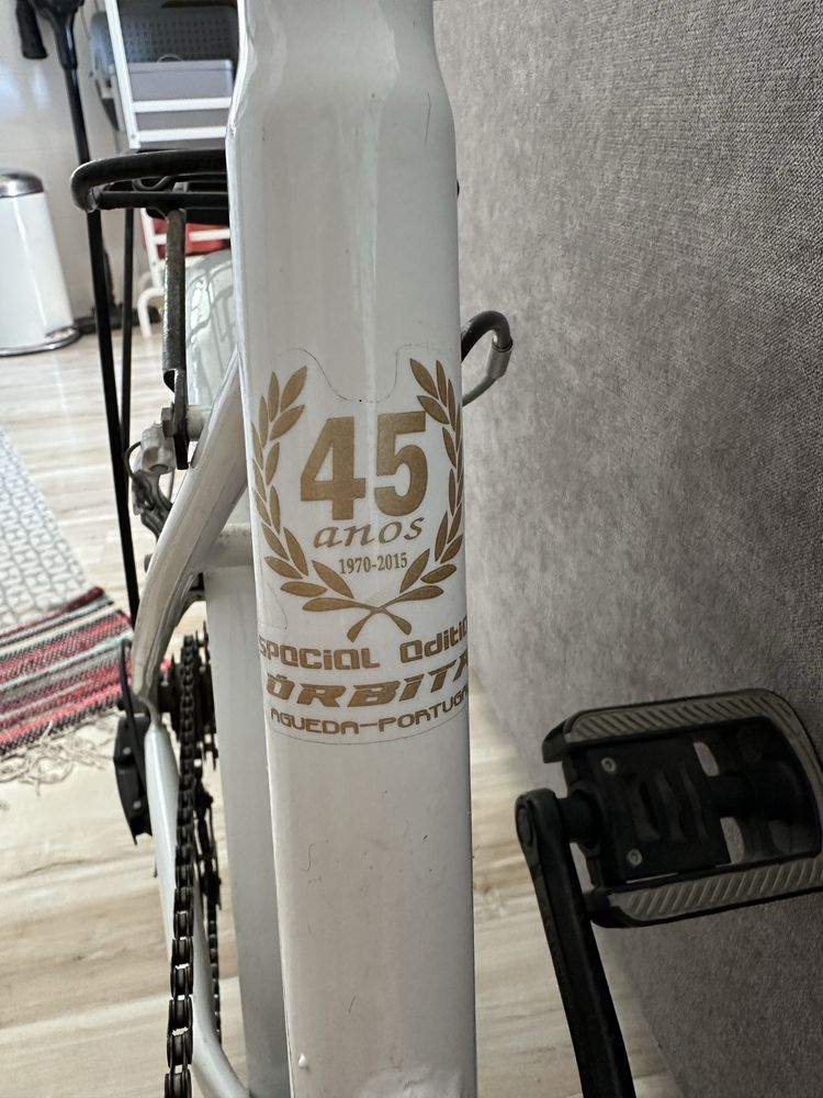 Bicicleta dobravel Orbita - edicao especial
