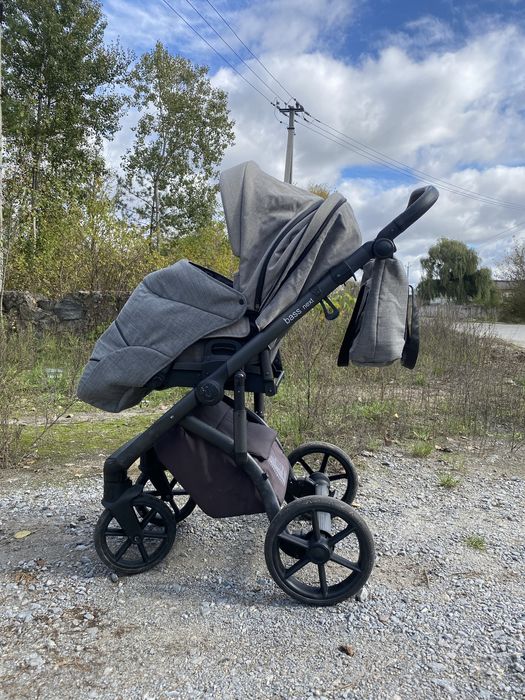 Коляска Roan bass next