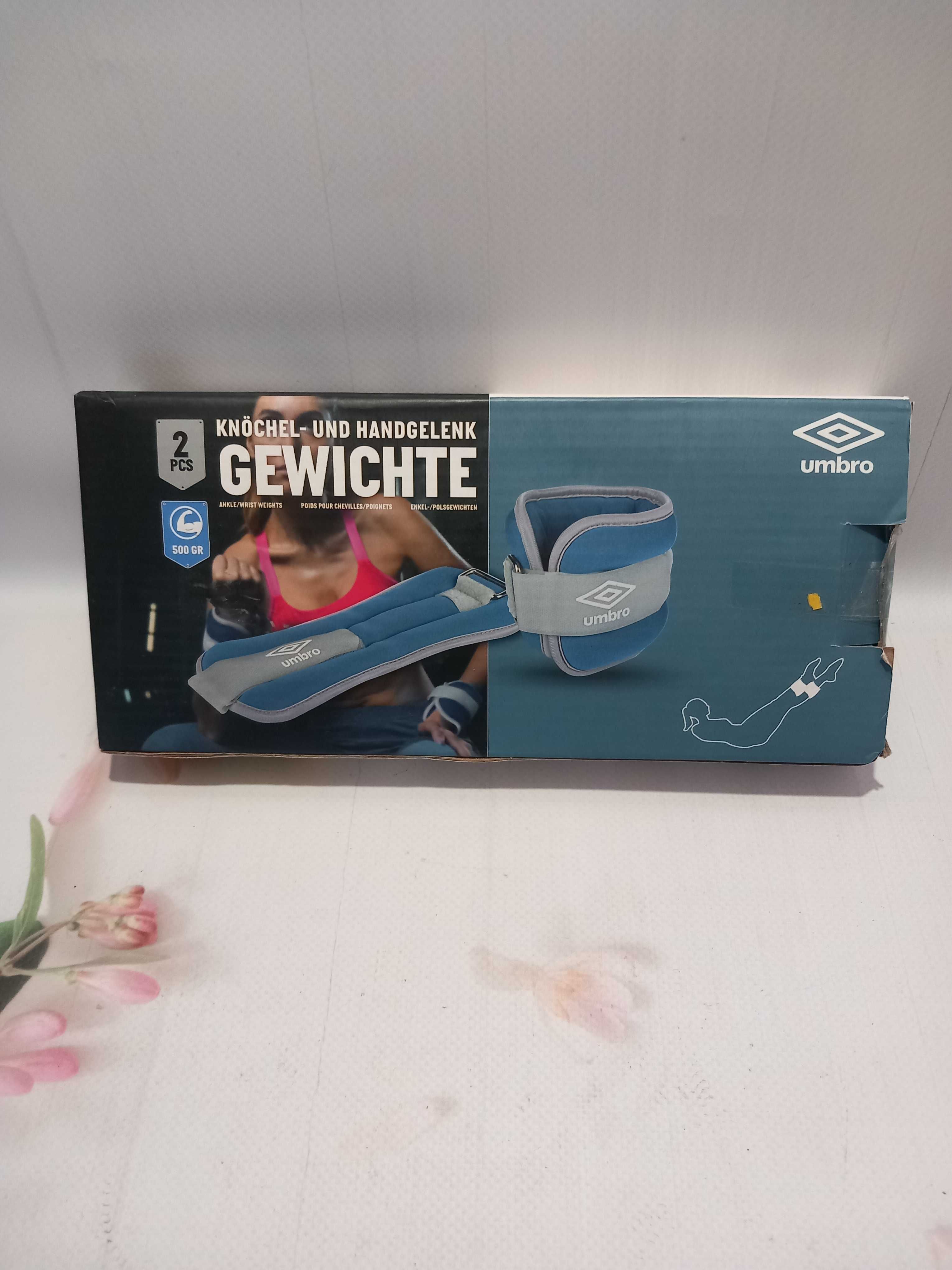 Obciążniki na ręce i kostki UMBRO 268712 (2 x 0.5 kg)