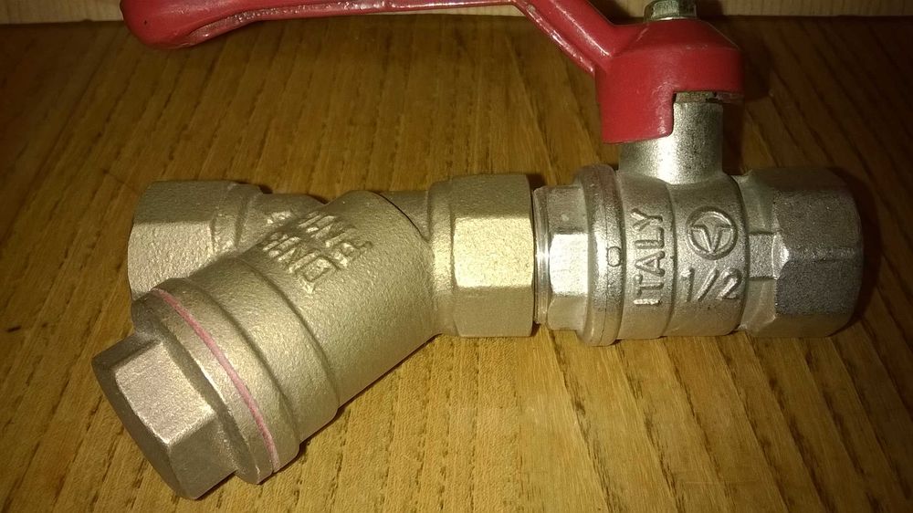 Кран кульовий (шаровий) з фільтром (Італія)