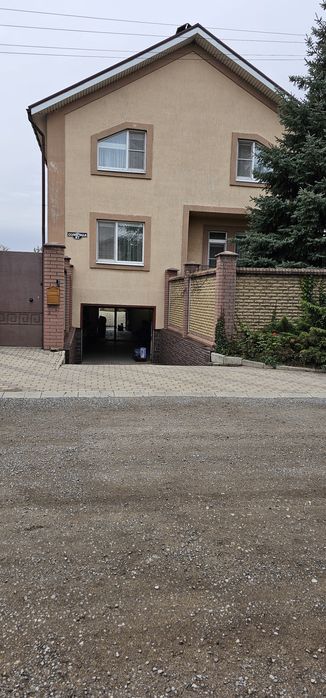 Сдам  дом в Дружковке с большим подвалом