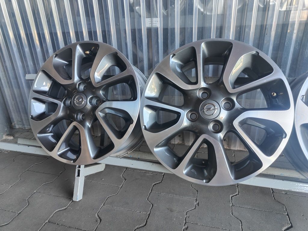 Oryginalne Felgi aluminiowe Opel 6x15'' 4x100 ET45 TMPS