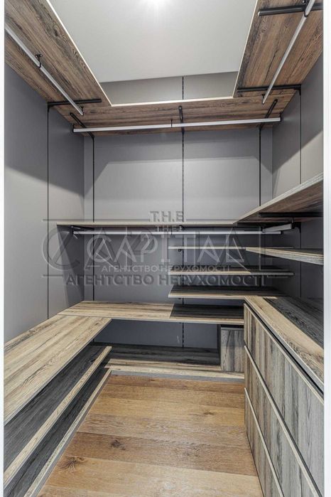 Продаж / Квартира 101м2 / Берестейский проспект 26А Святошино, Киев