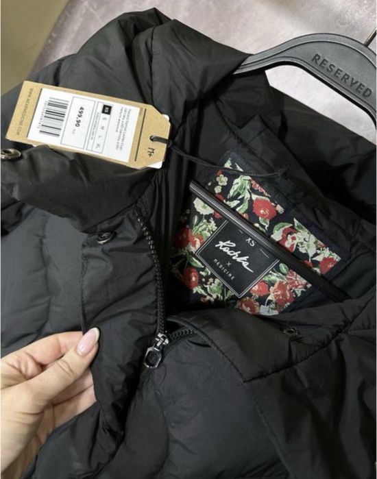 Жіноча довга куртка medicine