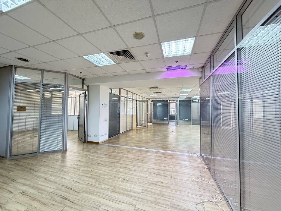 Здам Без%‼️Офіс з ремонтом.ул.Б.Хмельницького,Золоті Ворота,Театральна