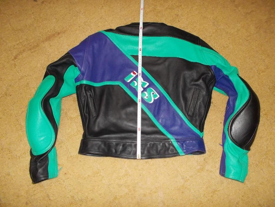 Мотокуртка с защитой кожаная от Ixs.