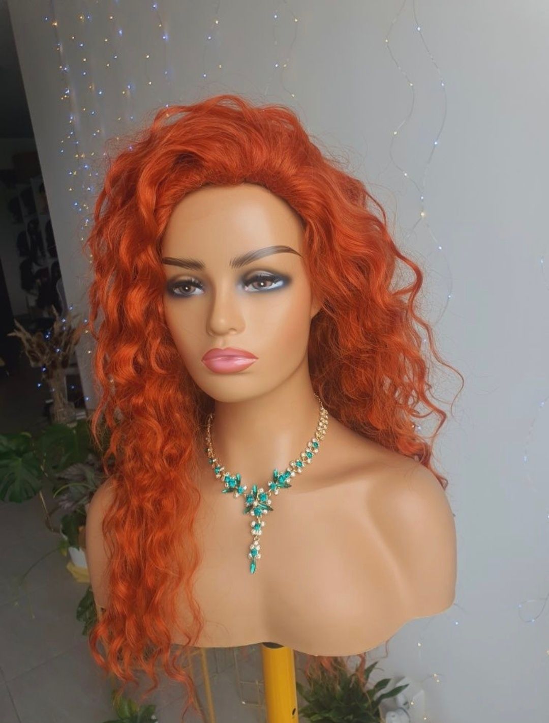 Peruka fale loki afroloki lekka i naturalna fryzura