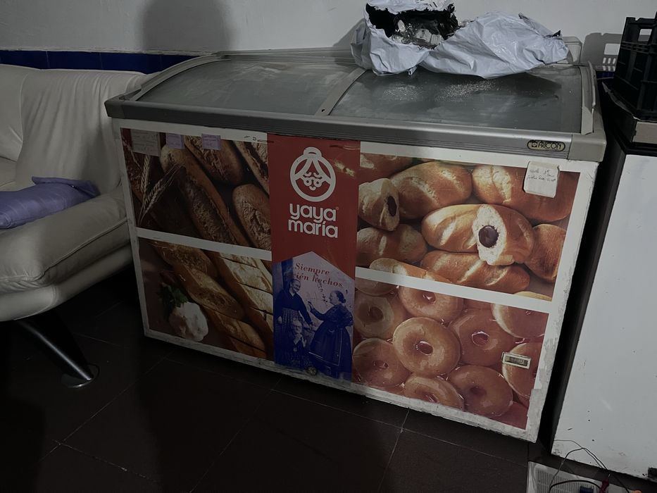 Arca congeladora com portas de vidro