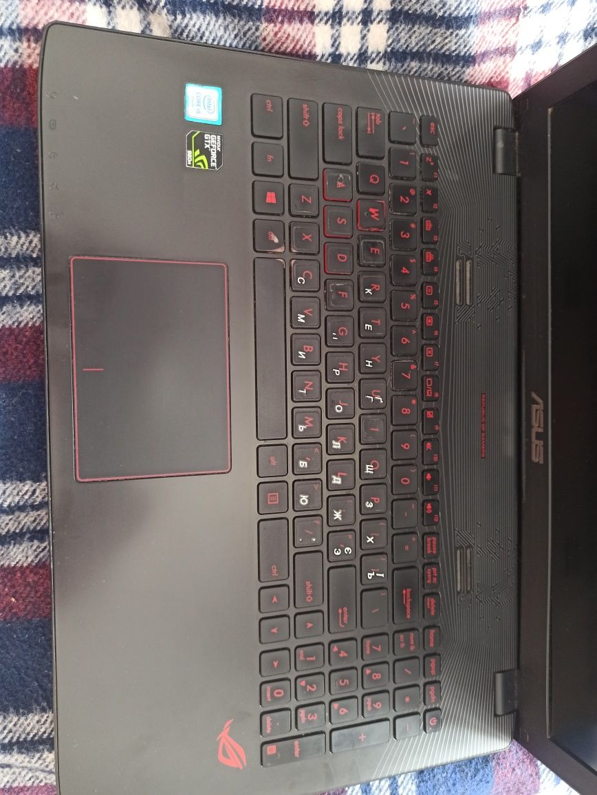 Sprzedam gamingowy laptop asus ROG