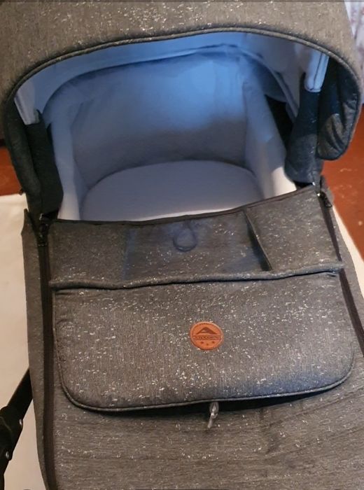 Каляска продам Adamex Amelia Lux