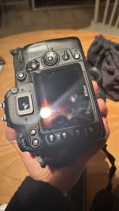 Aparat Nikon D7000 + obiektyw Nikkor 50mm f/1.8 G