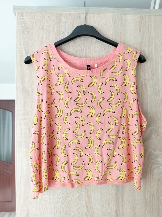 Krótka bluzka damska z nadrukiem sinsay m