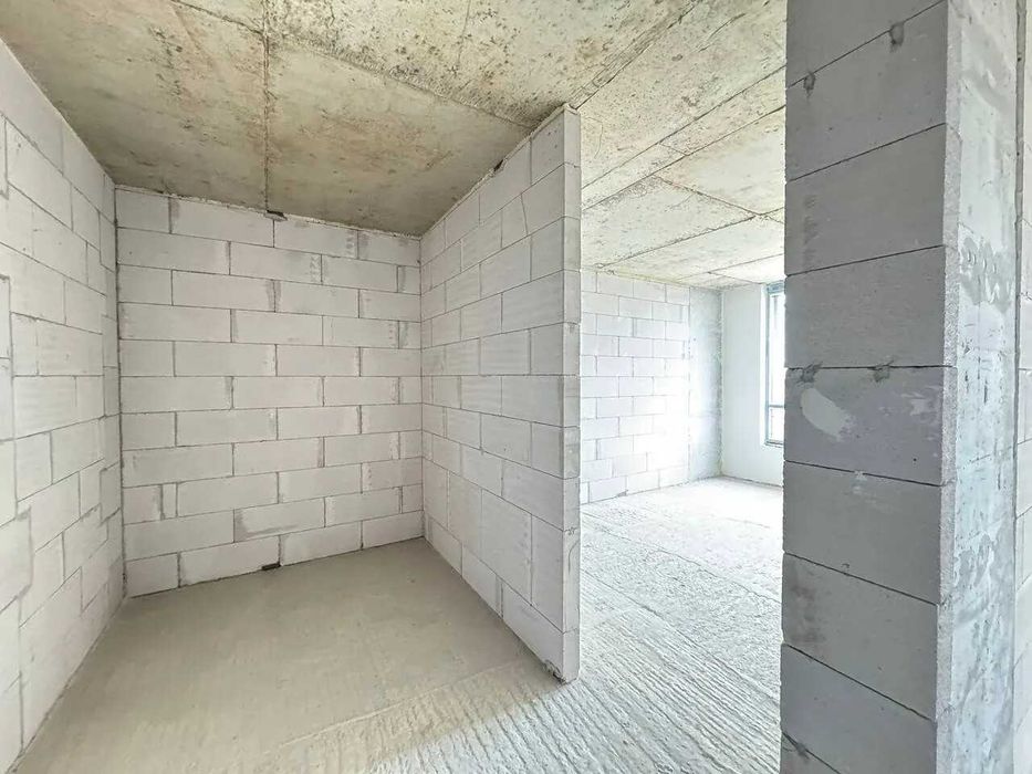 Терміново! Однокімнатна з панорамним видом!