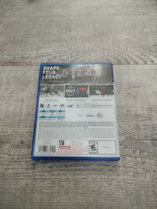 Gra NHL 17 na ps4