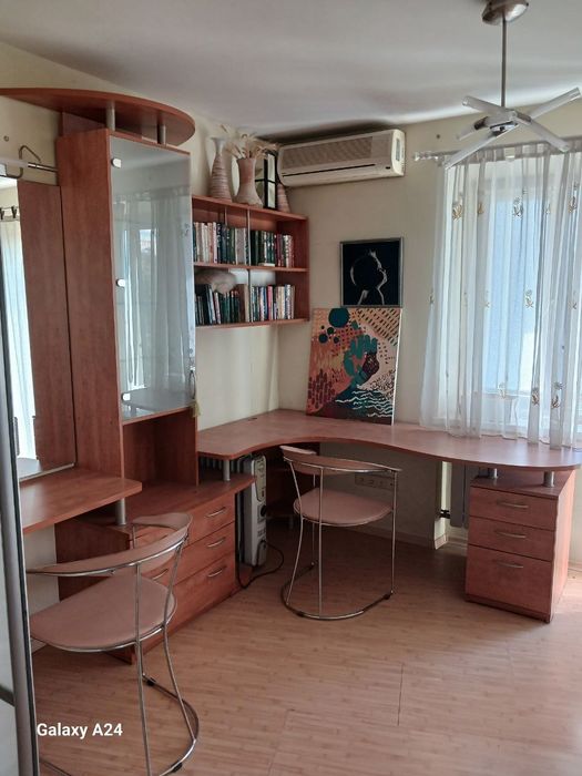 Продам! Центр! Трінклера 24! Сумський ринок!