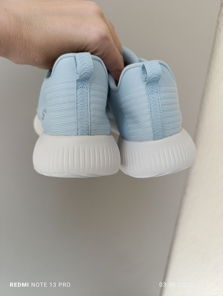 Жіночі кросівки Sketchers