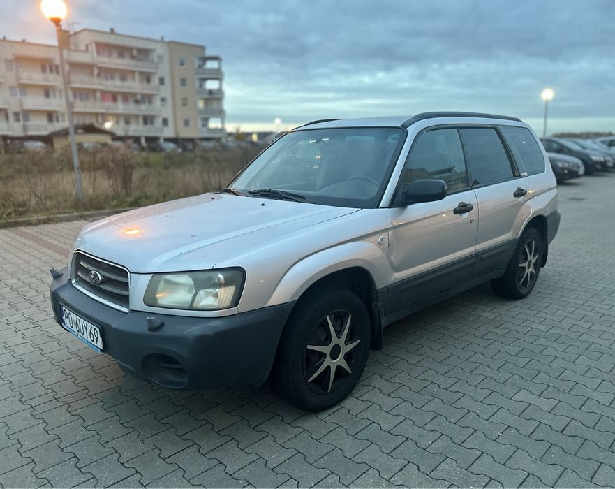Subaru Forester 2.0 z LPG napęd AWD dobry stan bez rdzy