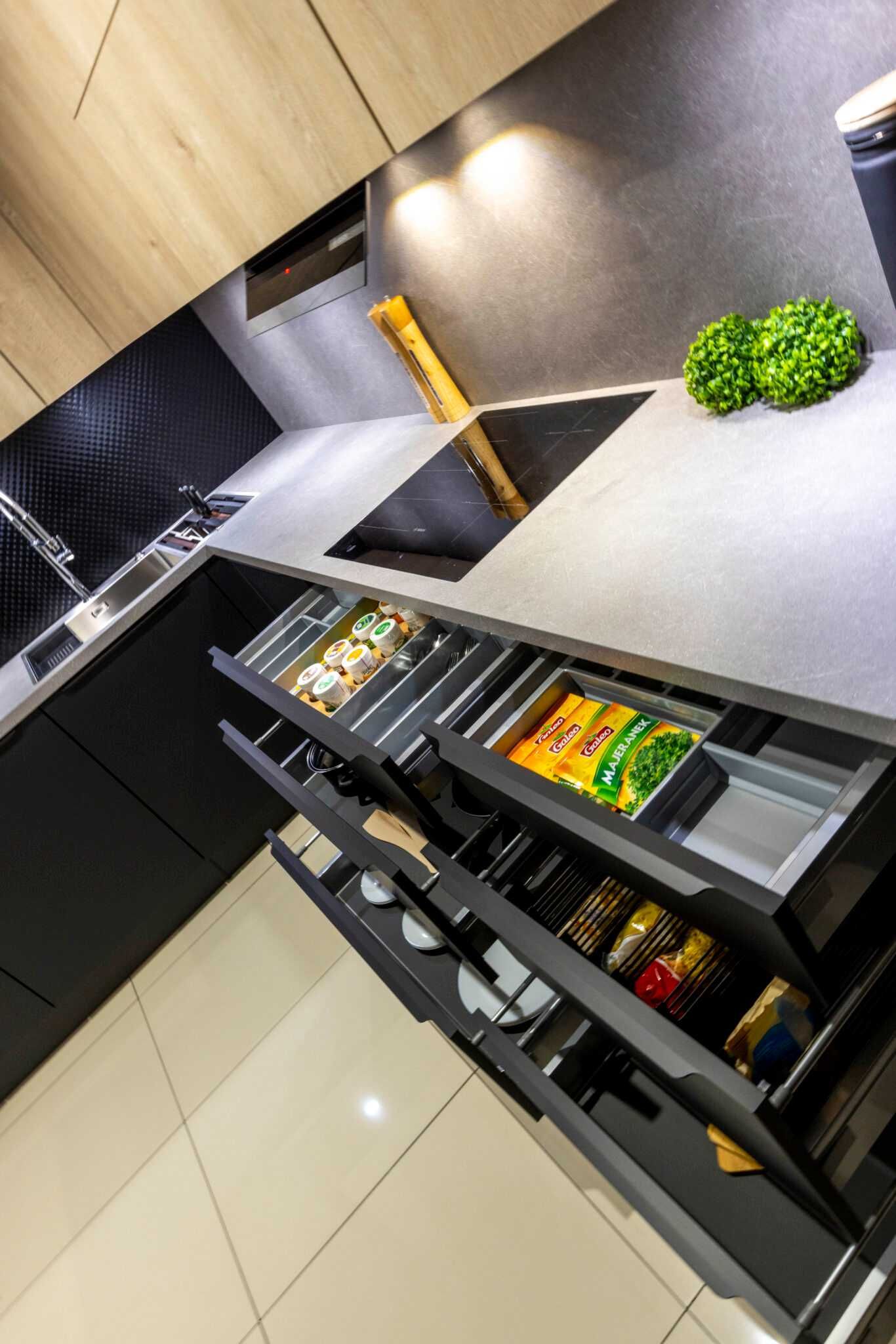 Kuchnie Verle MEBLE KUCHENNE lakierowane Easytouch + Natura WYPRZEDAŻ