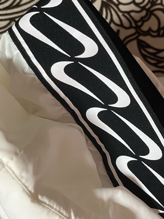 Жіноча куртка Nike Women Sportswear Synthetic-Fill Parka Hooded NFS