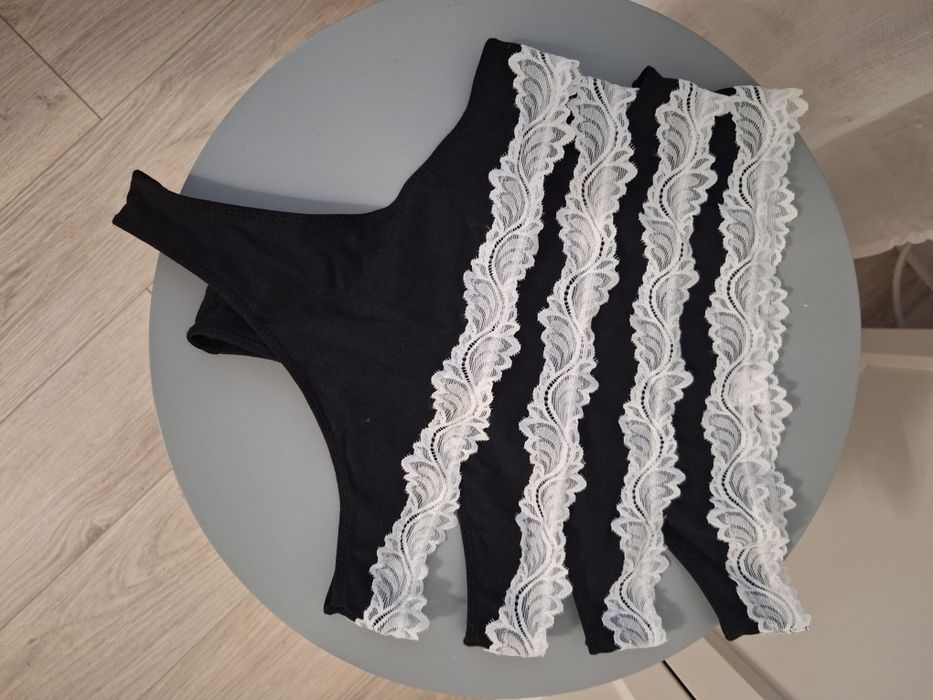 Anna Field, czteropak stringi r.S nowe