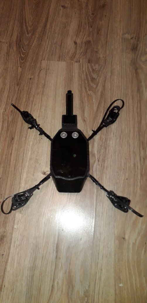 Parrot ar drone 2.0 , uruchamia się.