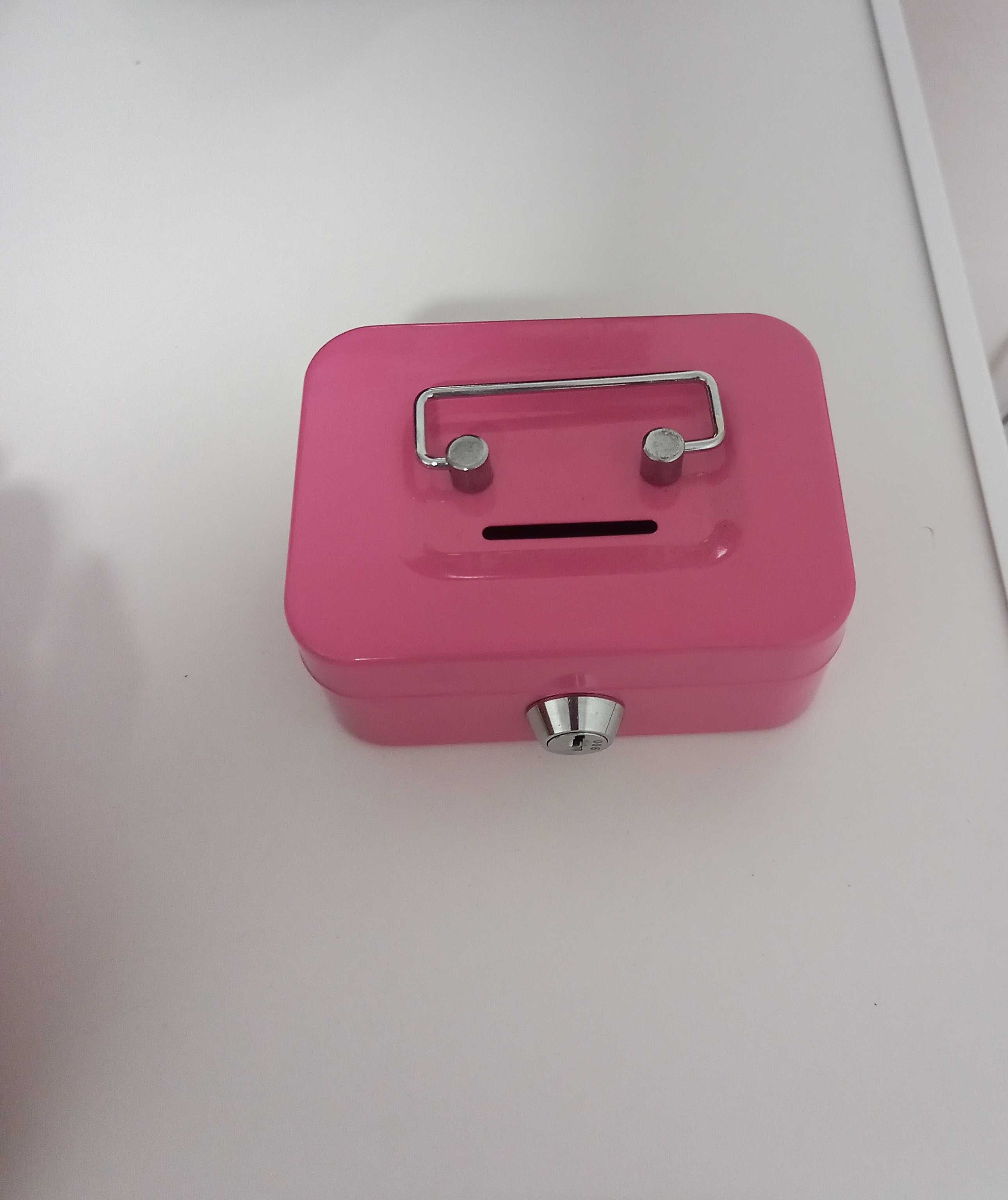 Porta Maquiagem ou Porta utensílios e outro itens