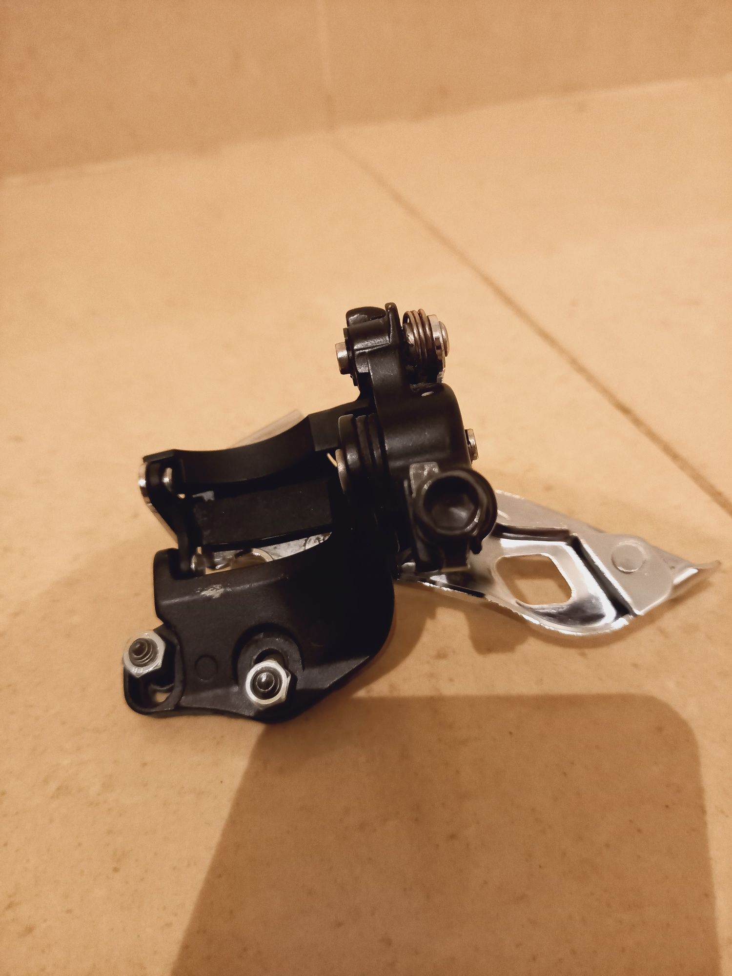 Przerzutka przednia Shimano Deore XT  FD M780 używana