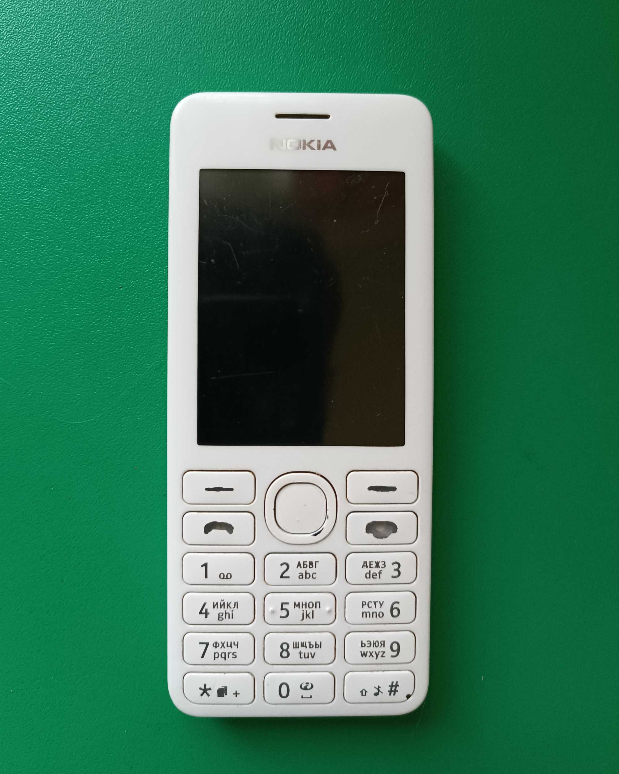 Продам кнопочный телефон Nokia Rm-872