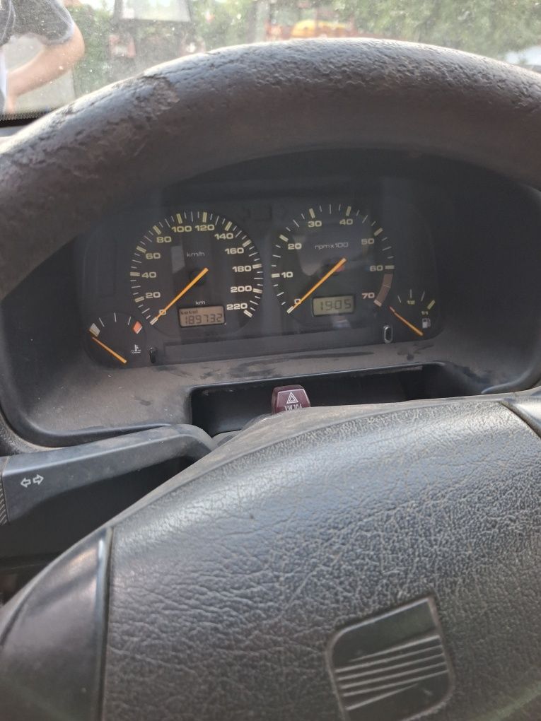 Seat Cordoba pali jeździ