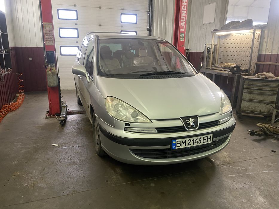 Продам пижо 807 2.2 HDI