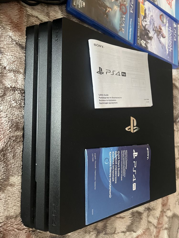 Продам свою PS 4Pro