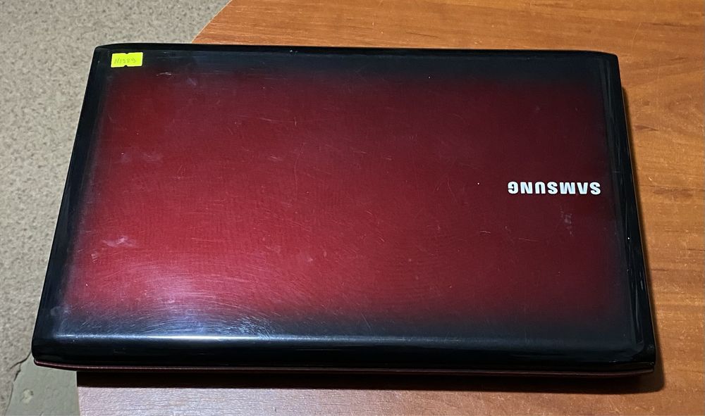 Ноутбук Samsung R580 15.6"/4GB RAM/500GB HDD/ nvidia 310m! N1989