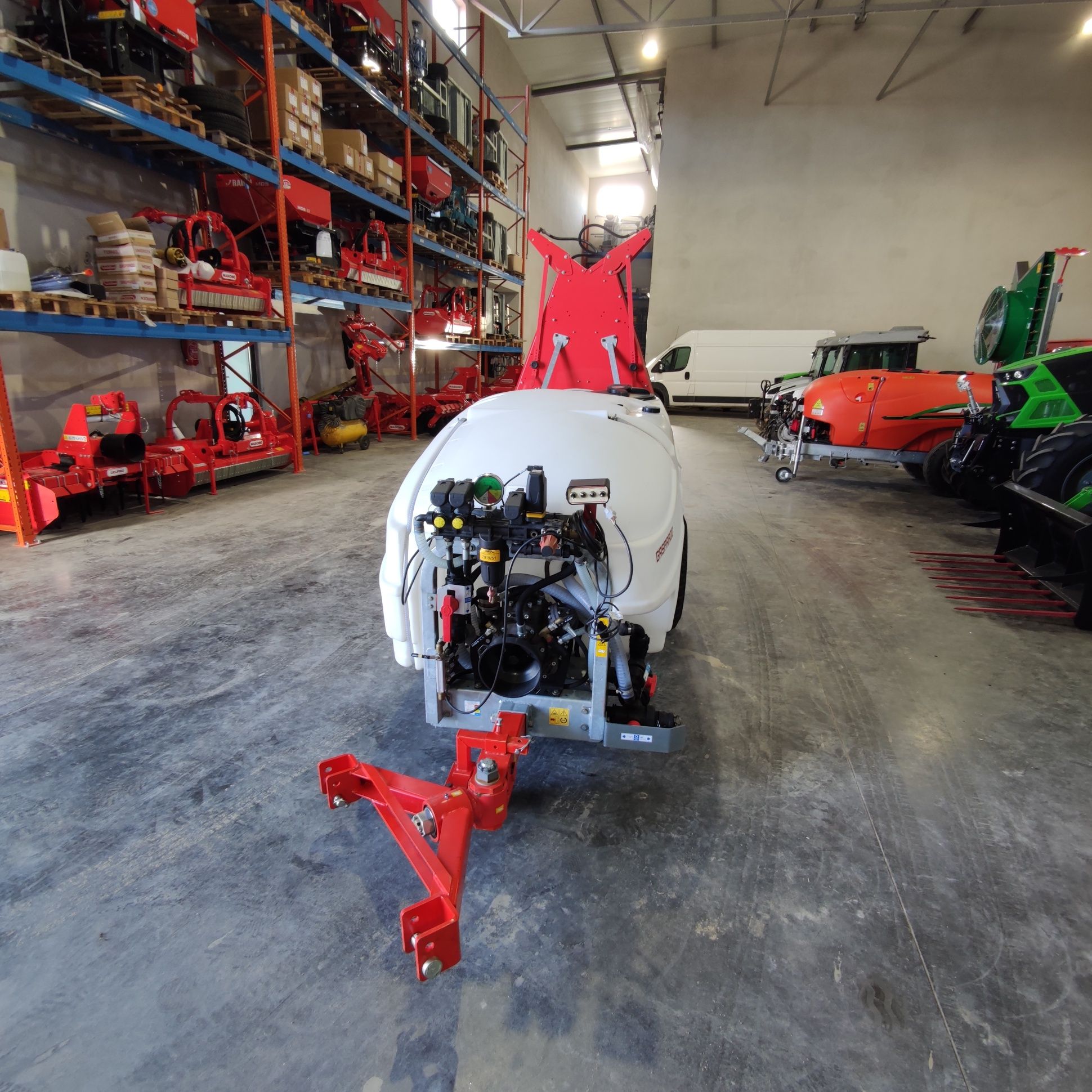 Opryskiwacz sadowniczy Maschio Futura TGZ 1600