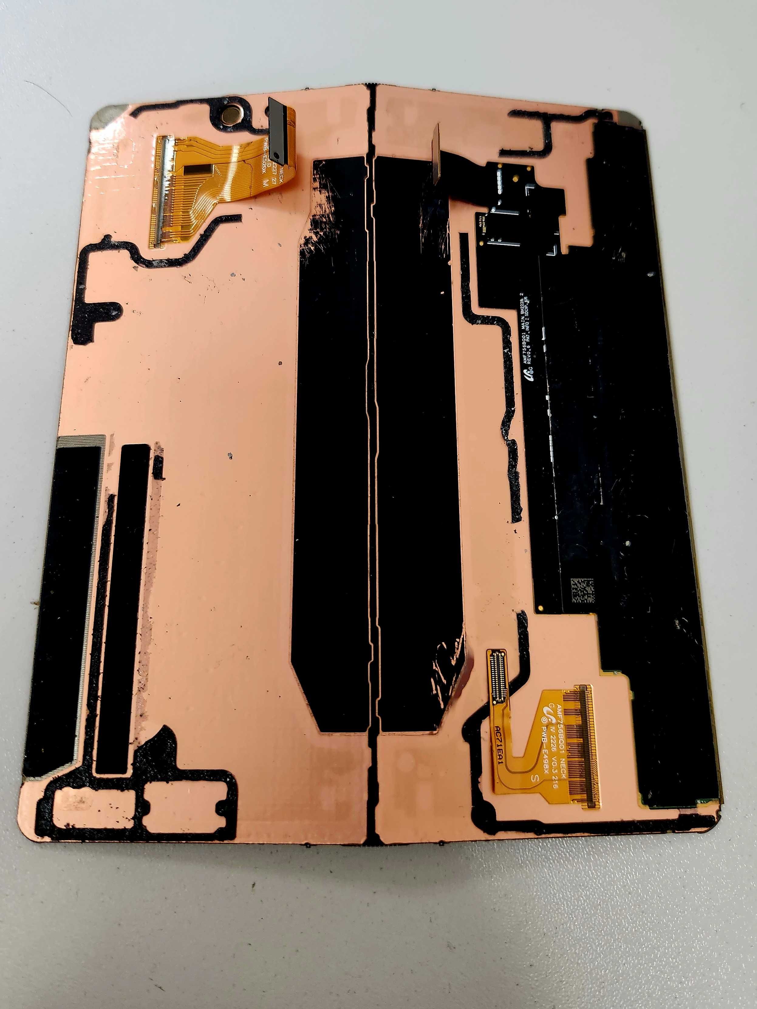 Ремонт дисплеїв механізмів Fold 3 f926, Fold 4 f936, Flip 4 f946 fold5