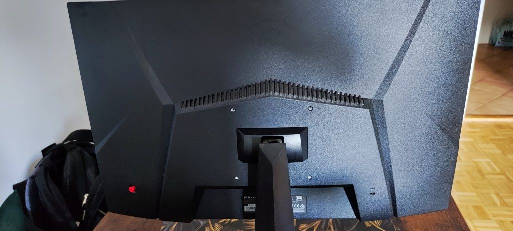 Uszkodzony MSI optix g24 series 144hz curved