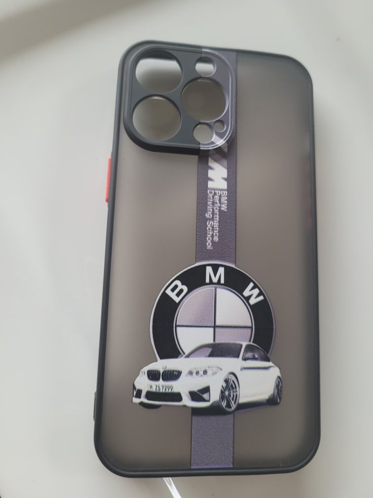 Etui do Iphone 13 pro uzywany 1.5 tyg.