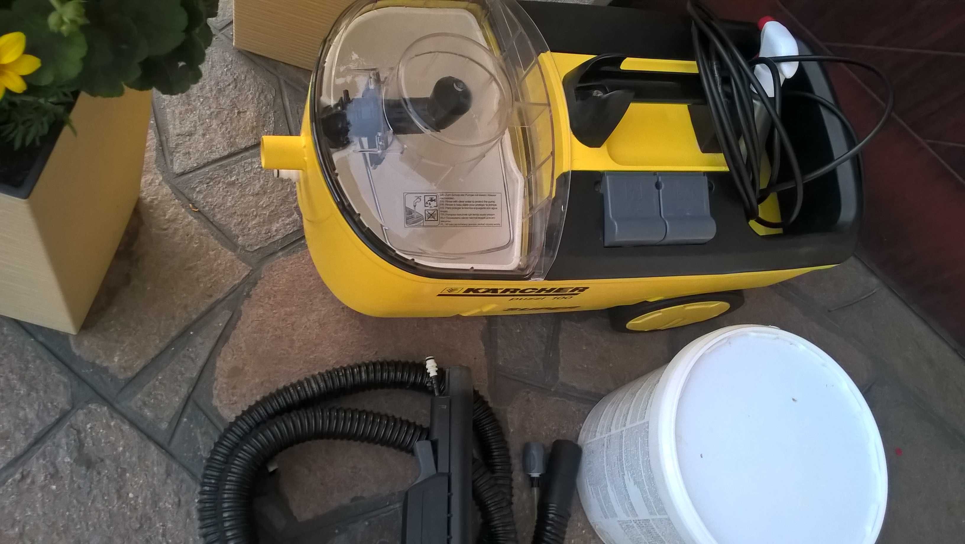 Odkurzacz piorący karcher puzzi 100