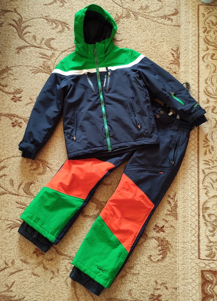 Продам детский лыжный костюм Tenson размер 134/140