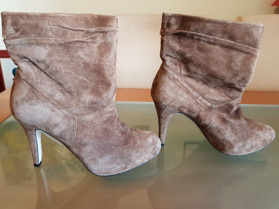 Botas Gloria Ortiz novas