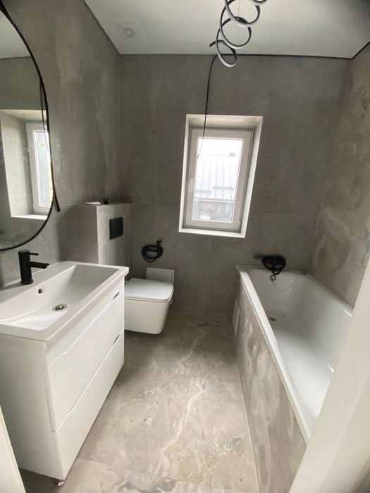 Продається будинок у селі Підгороднє