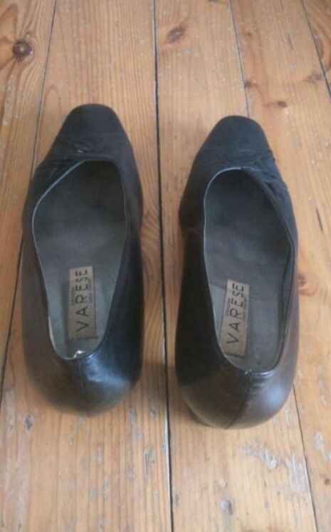 Buty damskie skórzane, pantofle włoskie, rozmiar 39